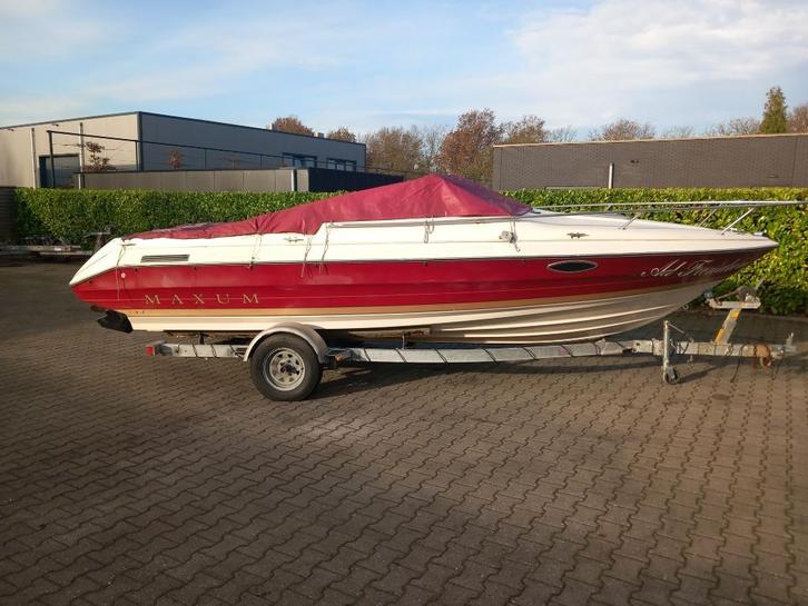 MAXUM 2100 CUDDY V8 MERCRUISER 1E FOTO STAAT DE BOOT OP, Watersport en Boten, Speedboten, Gebruikt, 6 meter of meer, Benzine, 200 pk of meer