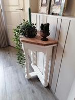 Sidetable. Crèmekleurig, houten bovenblad., Huis en Inrichting, Tafels | Sidetables, Ophalen, 100 tot 150 cm, Zo goed als nieuw