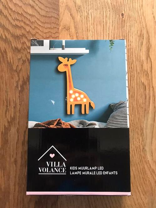In doosje: Nieuw Vila Volance Giraffe Wandlampje op batterij, Kinderen en Baby's, Kinderkamer | Inrichting en Decoratie, Nieuw