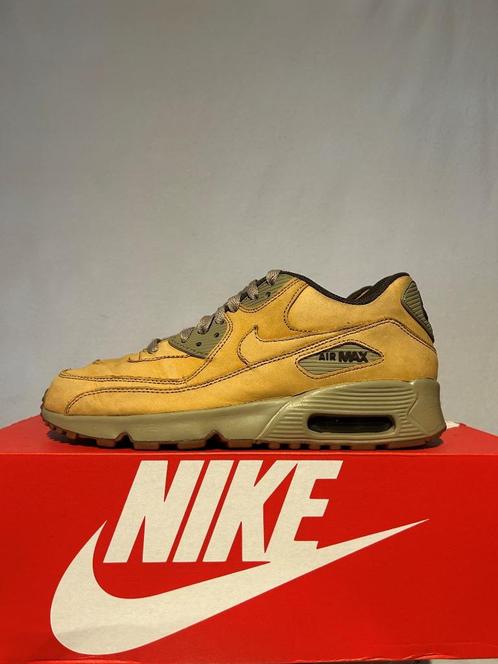 ALS NIEUW! Maat 40 - Nike Air Max 90 Winter Wheat, Kleding | Dames, Schoenen, Nieuw, Sneakers of Gympen, Bruin, Verzenden