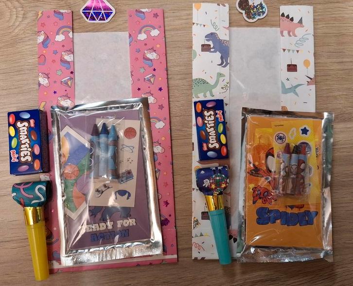 Traktaties div. soorten, Hobby en Vrije tijd, Feestartikelen, Nieuw, Feestartikel, Verjaardag, Ophalen of Verzenden