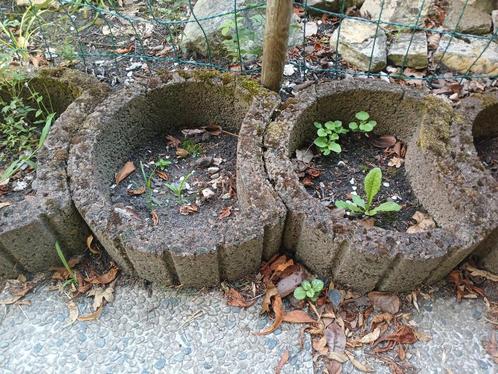 Betonnen bloembakken als borderrand in verschillende maten, Tuin en Terras, Bloembakken en Plantenbakken, Gebruikt, Beton, Tuin