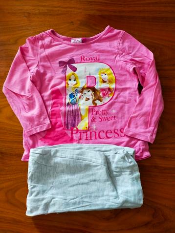 Izgs! Disney Princess pyjama. 3-4 jaar

 beschikbaar voor biedingen