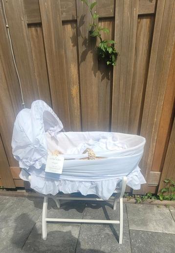 Mozesmand mozeswieg wieg op standaard bekleding wit roezel beschikbaar voor biedingen