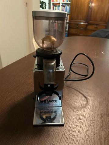 Koffiemolen Nemox beschikbaar voor biedingen