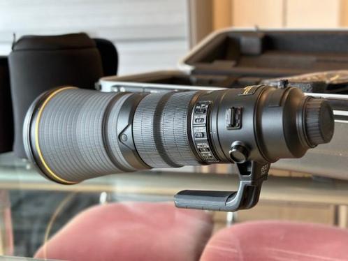 Nikon 600mm f/4E FL AF-S ED VR (BTW artikel) 600, Audio, Tv en Foto, Fotografie | Lenzen en Objectieven, Zo goed als nieuw, Telelens