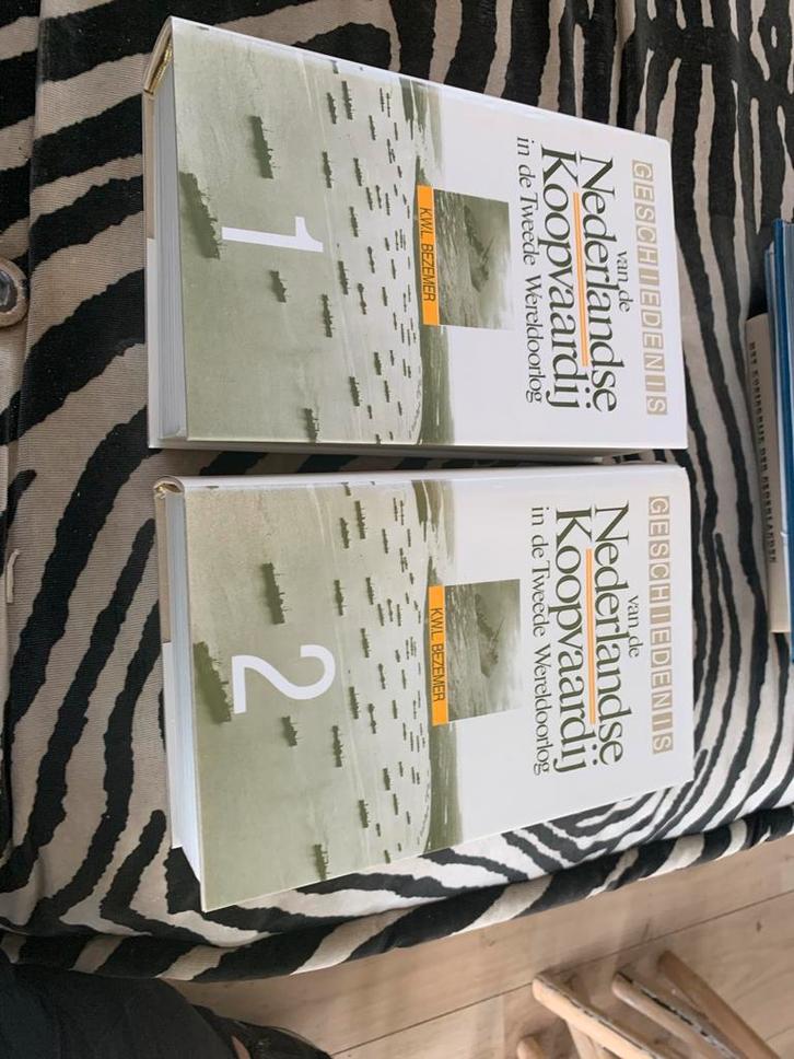 Geschiedenis Nederlandse Koopvaardij WOII - Bezemer, Boeken, Oorlog en Militair, Zo goed als nieuw, Ophalen of Verzenden