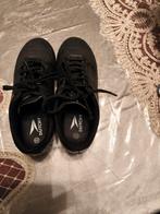 voetbalschoenen maat/35, Ophalen of Verzenden, Zo goed als nieuw
