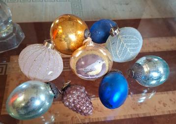 Antieke glazen kerstballen  beschikbaar voor biedingen