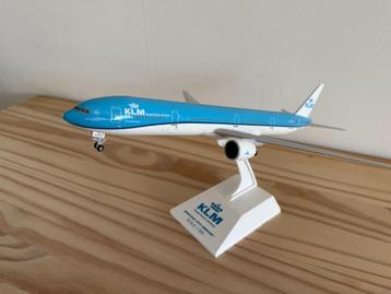 KLM Boeing 777-300ER PH-BVN Schaal 1:200 SkyMarks SKR951 beschikbaar voor biedingen