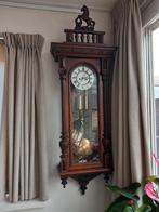 Twee gewichten klok, Antiek en Kunst, Antiek | Klokken, Ophalen of Verzenden