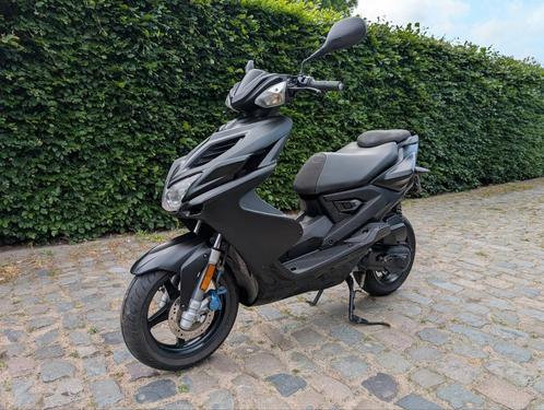 Yamaha Aerox R 4st Brom 2018, Fietsen en Brommers, Scooters | Yamaha, Zo goed als nieuw, Aerox, Maximaal 45 km/u, Benzine, Ophalen