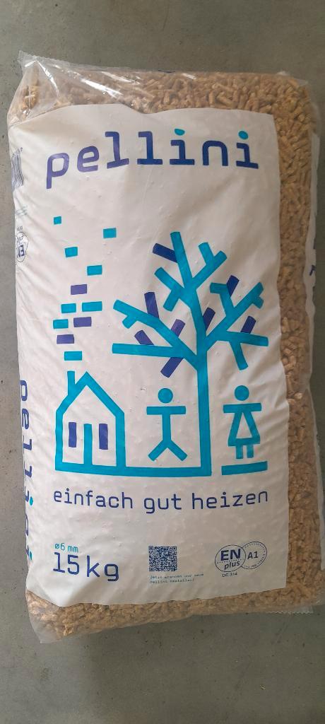 Pellini pellets, houtpellets voor Uw pelletkachel, Tuin en Terras, Haardhout, Blokken, Overige houtsoorten, Minder dan 3 m³, Ophalen