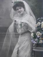 Antieke Kaart - Bruid met Corsage Bloemen, Verzenden, Voor 1920, Ongelopen, Feest(dag)