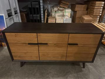 dressoir 151,5 x 45 x 80 cm beschikbaar voor biedingen