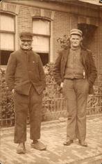 Oostknollendam - Twee mannen - Voorgevel, Ophalen of Verzenden, 1920 tot 1940, Gelopen, Noord-Holland