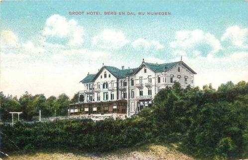 (380-614-021) Berg en Dal Hotel Groot Berg en Dal, Verzamelen, Ansichtkaarten | Nederland, Gelderland, Verzenden