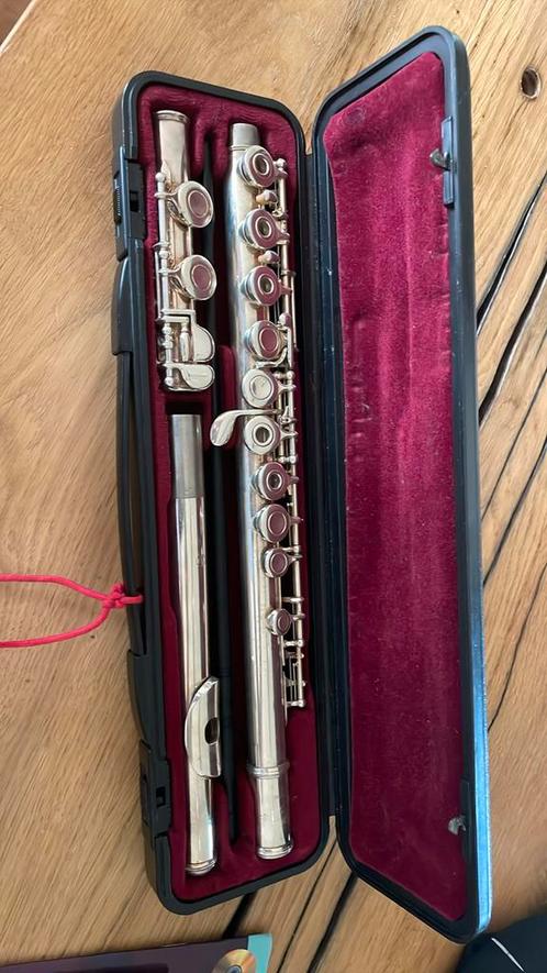Dwarsfluit met 9 boeken, Muziek en Instrumenten, Blaasinstrumenten | Dwarsfluiten en Piccolo's, Gebruikt, Dwarsfluit, Met koffer of tas