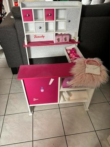 Kinder beauty salon beschikbaar voor biedingen