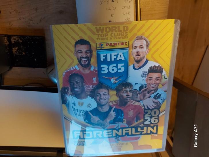 Fifa 365 Panini 2026 ruilen zeer veel dubbel, Hobby en Vrije tijd, Stickers en Plaatjes, Zo goed als nieuw, Ophalen of Verzenden