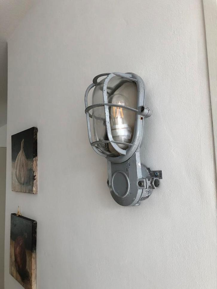 Autenthieke, industriële wandlamp, Huis en Inrichting, Lampen | Wandlampen, Gebruikt, Glas, Metaal, Ophalen of Verzenden