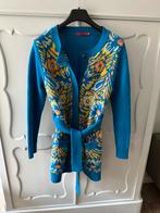 Te koop: Mooi Oilily vest + ceintuur+ drukknopen mt M, Kleding | Dames, Truien en Vesten, Ophalen of Verzenden, Gedragen, Maat 38/40 (M)