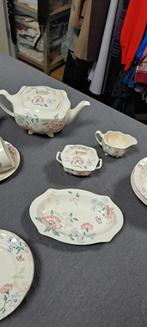 Servies Johnson brothers, wedge wood, Antiek en Kunst, Ophalen of Verzenden