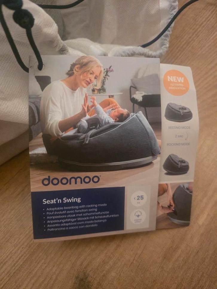Doomoo Seat 'n Swing zitzak grijs, Kinderen en Baby's, Wipstoeltjes, Zo goed als nieuw, Ophalen of Verzenden