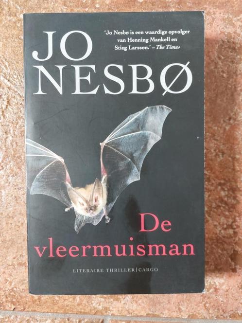 Jo Nesbø De vleermuisman, Boeken, Thrillers, Zo goed als nieuw, Scandinavië, Ophalen of Verzenden