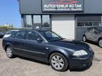 Volkswagen Passat 2.0-20V Sportline AIRCO CRUISE NIEUWE APK, Auto's, 65 €/maand, 1984 cc, Blauw, Bedrijf
