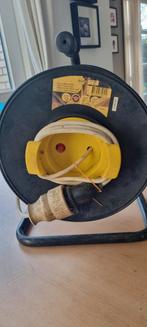 Kabelhaspel - Handig voor klussen!, Ophalen of Verzenden, Gebruikt, Kabel of Snoer