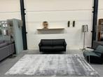 Showmodel Brink en Campman Liscio 52 Vloerkleed Design Kleed