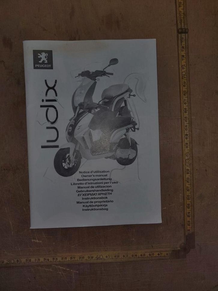 Handleiding Peugeot Ludix, Fietsen en Brommers, Handleidingen en Instructieboekjes, Gebruikt, Ophalen of Verzenden