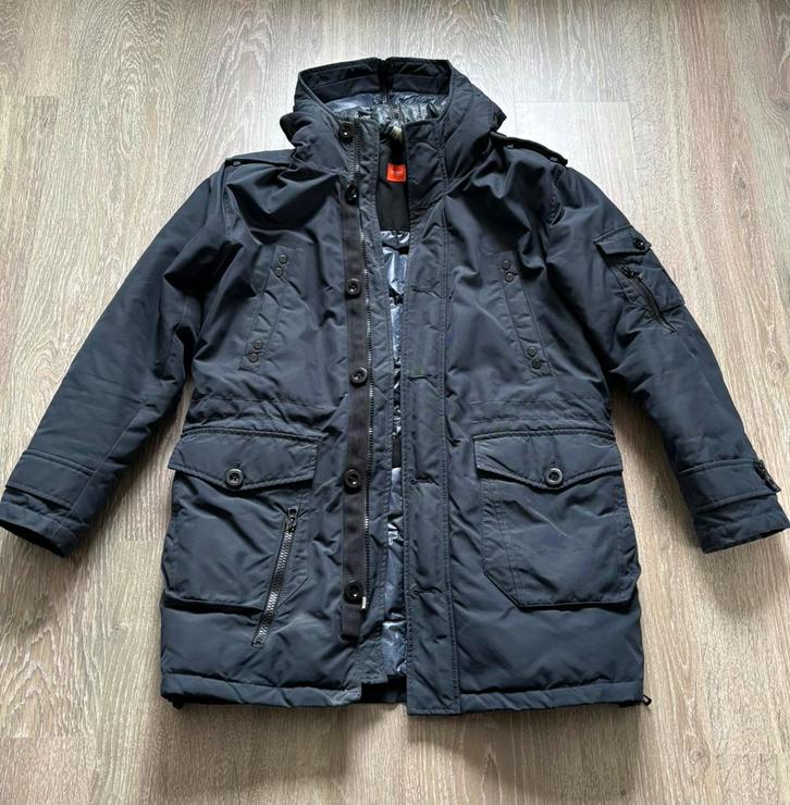 Hugo Boss winterjas maat 48, Kleding | Heren, Jassen | Winter, Gedragen, Maat 48/50 (M), Blauw, Ophalen of Verzenden