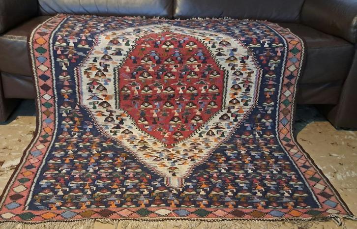 mooie Vintage perzisch Kilim Senneh / Snee, Huis en Inrichting, Stoffering | Tapijten en Kleden, Zo goed als nieuw, 100 tot 150 cm