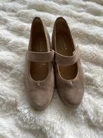 Hassia Pumps met Bandje - Maat 38.5, Hassia, Pumps, Beige, Ophalen of Verzenden