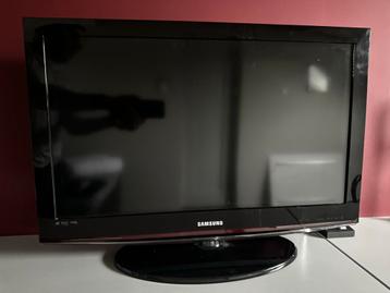 Samsung LE32C450E1W - 81 cm LCD TV beschikbaar voor biedingen