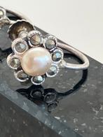 Antieke oorsieraden, Ophalen of Verzenden, Zo goed als nieuw, Dame, Met parel