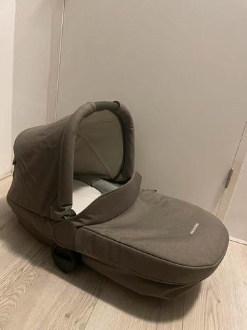 Reiswieg Easywalker beschikbaar voor biedingen