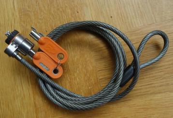 Computer veiligheidsslot en dikke Kabel 185 cm met doosje beschikbaar voor biedingen