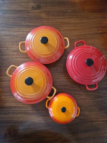 Pannenset - Rood/Oranje - Zo goed als nieuw beschikbaar voor biedingen