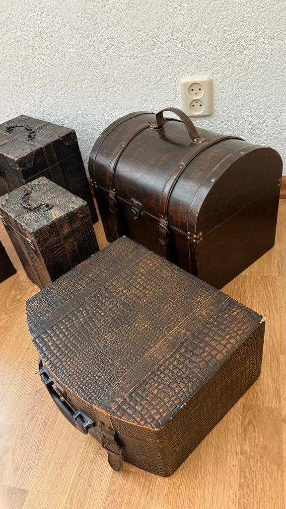 Decoratieve Koffertjes/Kisten Set (5 stuks), Huis en Inrichting, Woonaccessoires | Kisten, Zo goed als nieuw, Minder dan 50 cm