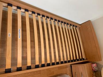 Tiener bed! beschikbaar voor biedingen