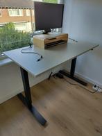 Zit- sta bureau IKEA 1 jaar oud TROTTEN, Ophalen, Zo goed als nieuw
