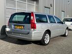 Volvo V70 2.5T AWD Momentum|Automaat||Airco|Cruise|Xenon|PDC, Automaat, Zwart, 2521 cc, Euro 4