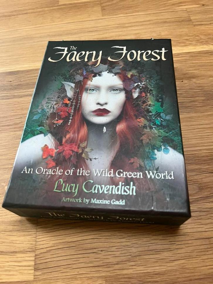 The Fairy Forest Oracle Deck / Engels, Boeken, Esoterie en Spiritualiteit, Gelezen, Overige typen, Tarot of Kaarten leggen, Verzenden