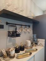 Ikea ophangrail met haakjes en mandje, Ophalen of Verzenden, Zo goed als nieuw