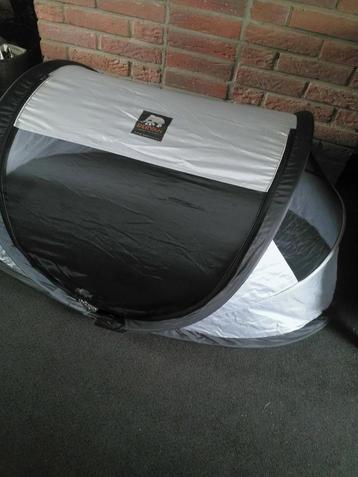 DERYAN opvouwbaar reisbedje-babytentje in zeer nette staat  beschikbaar voor biedingen