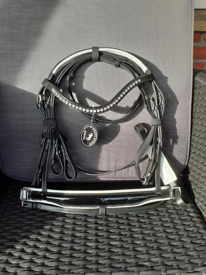 Nwe Profi-Rider hoofdstel met anatomisch lak neusriem, full, Dieren en Toebehoren, Paarden en Pony's | Hoofdstellen en Tuigage