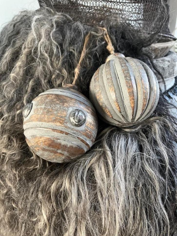 Houten bal met touw set/2 massief Landelijk, Diversen, Kerst, Ophalen of Verzenden